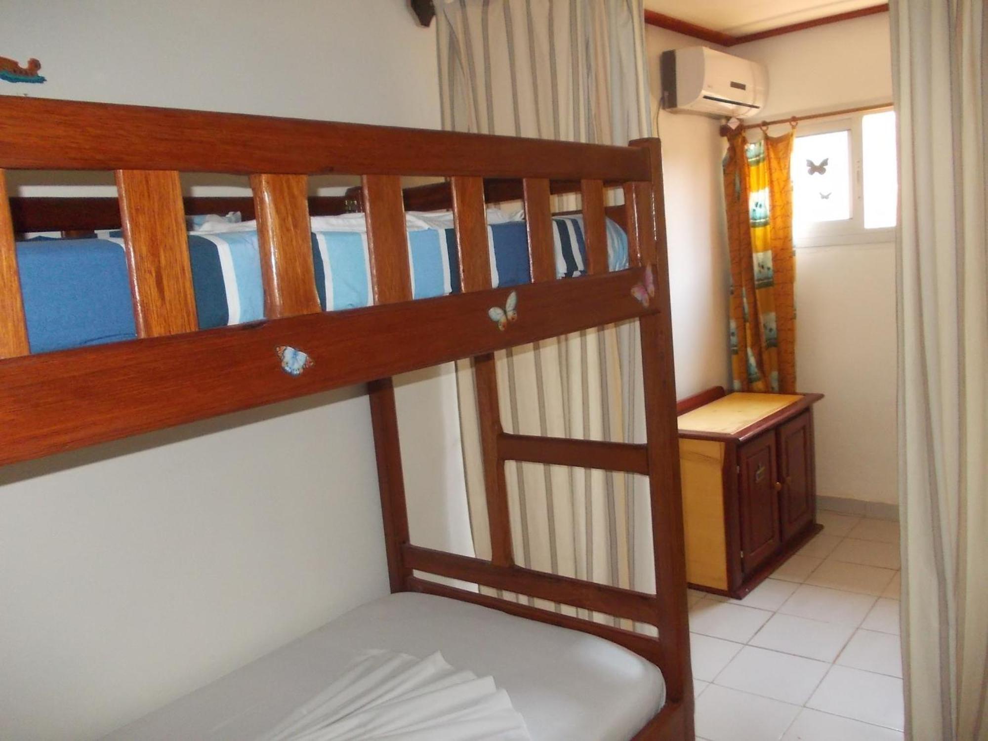 Hotel Restaurant Gites Kribi Ngoại thất bức ảnh