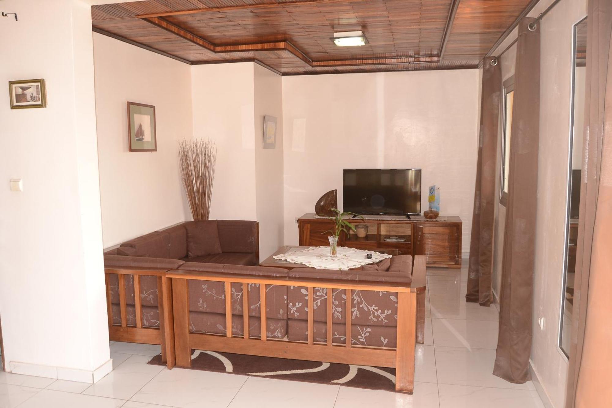 Hotel Restaurant Gites Kribi Ngoại thất bức ảnh