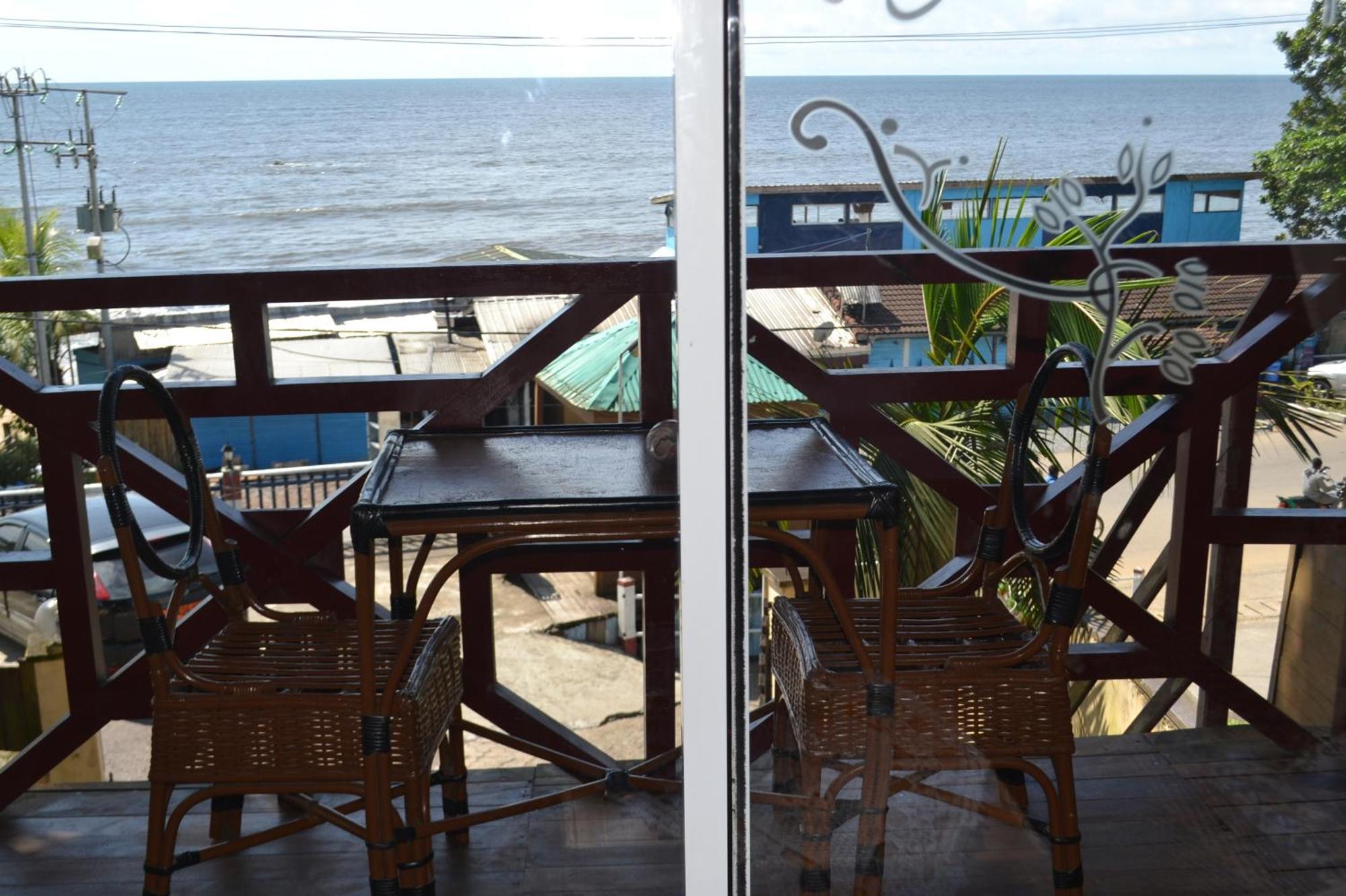 Hotel Restaurant Gites Kribi Ngoại thất bức ảnh