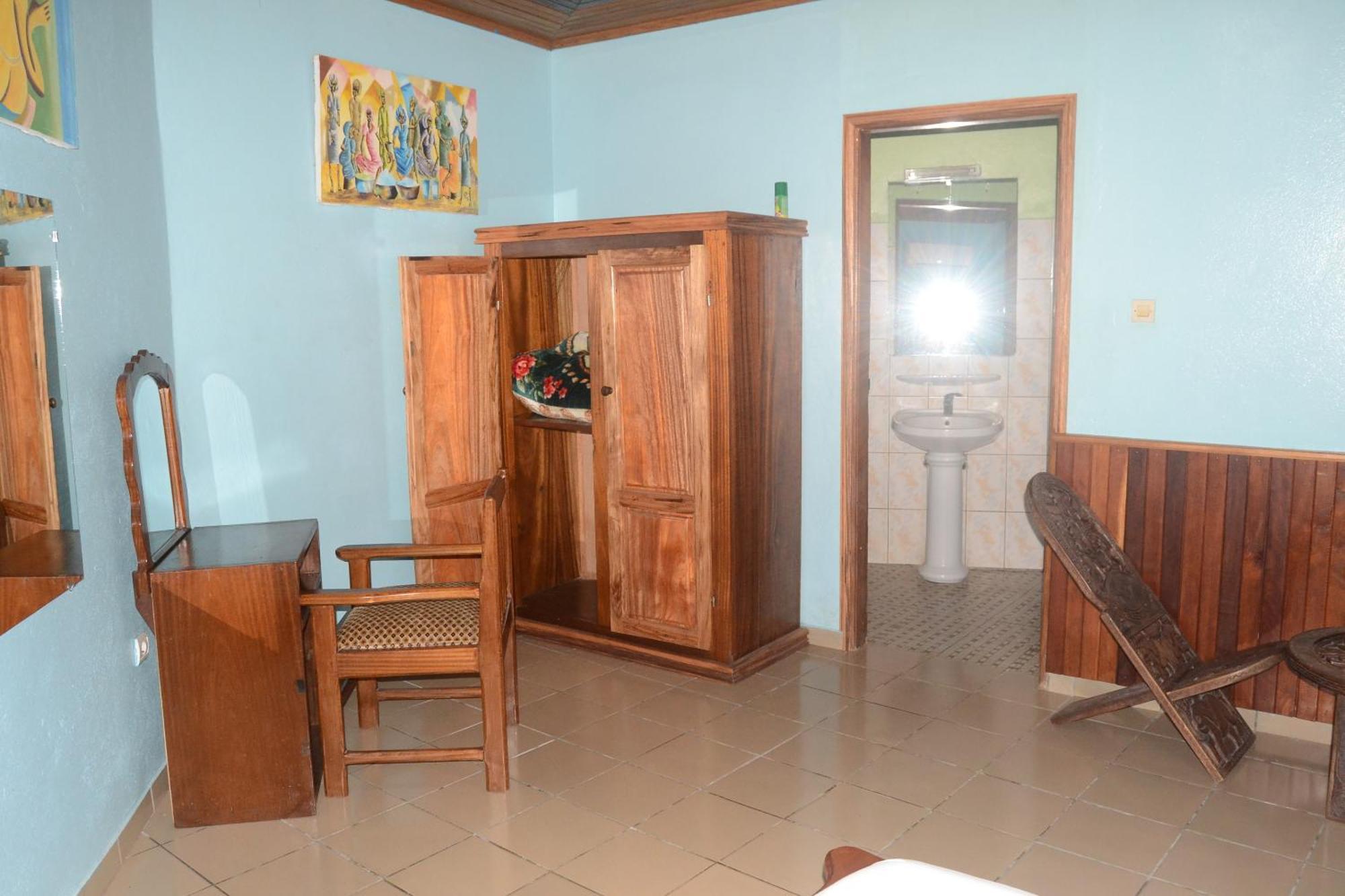 Hotel Restaurant Gites Kribi Ngoại thất bức ảnh