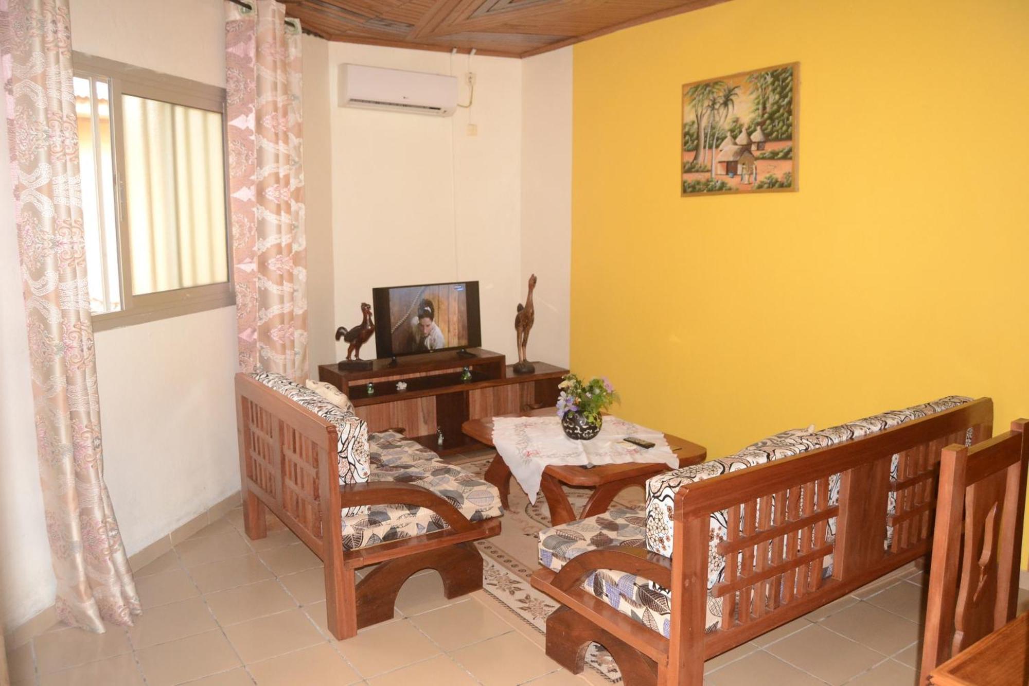 Hotel Restaurant Gites Kribi Ngoại thất bức ảnh