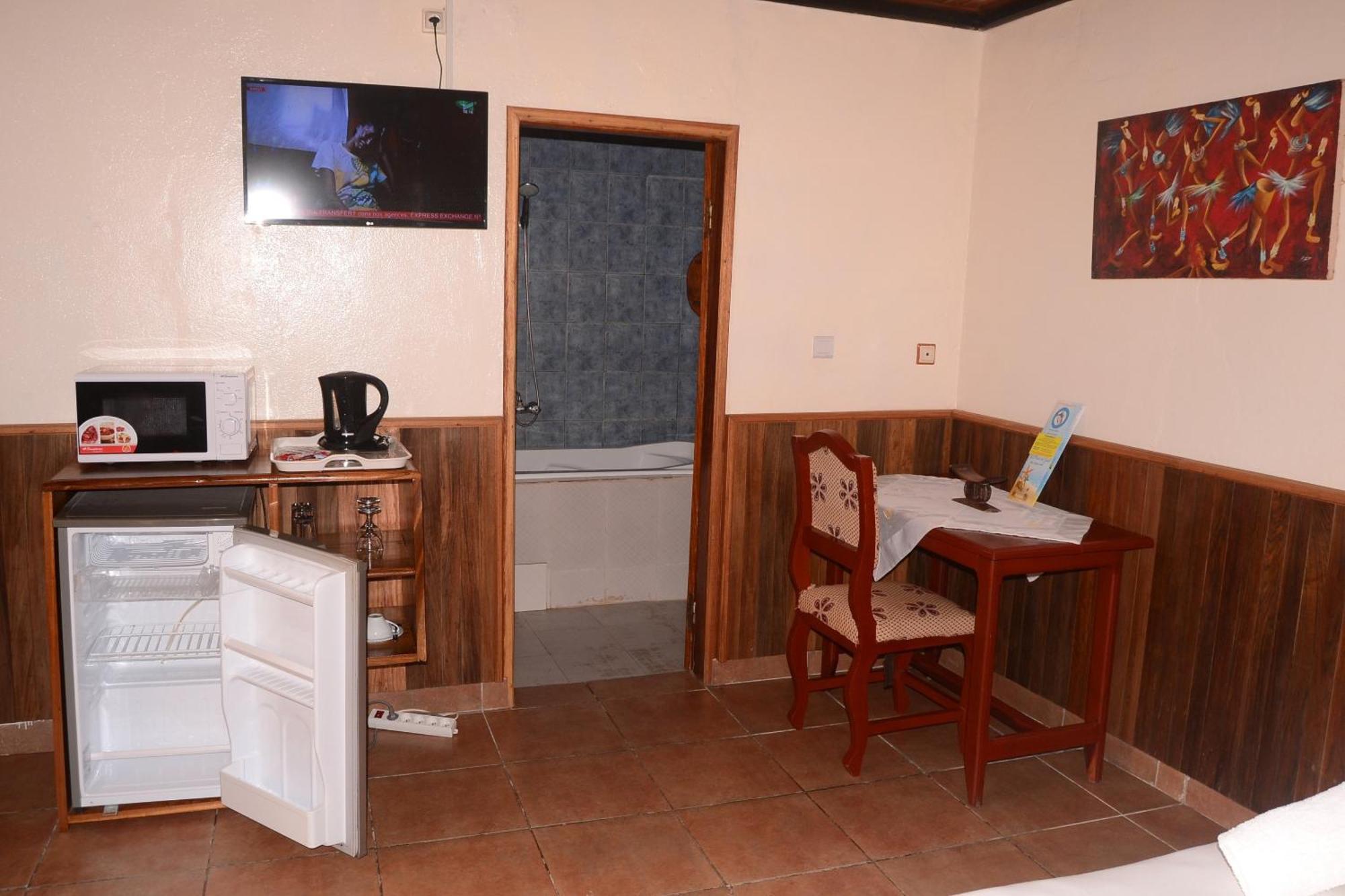 Hotel Restaurant Gites Kribi Ngoại thất bức ảnh