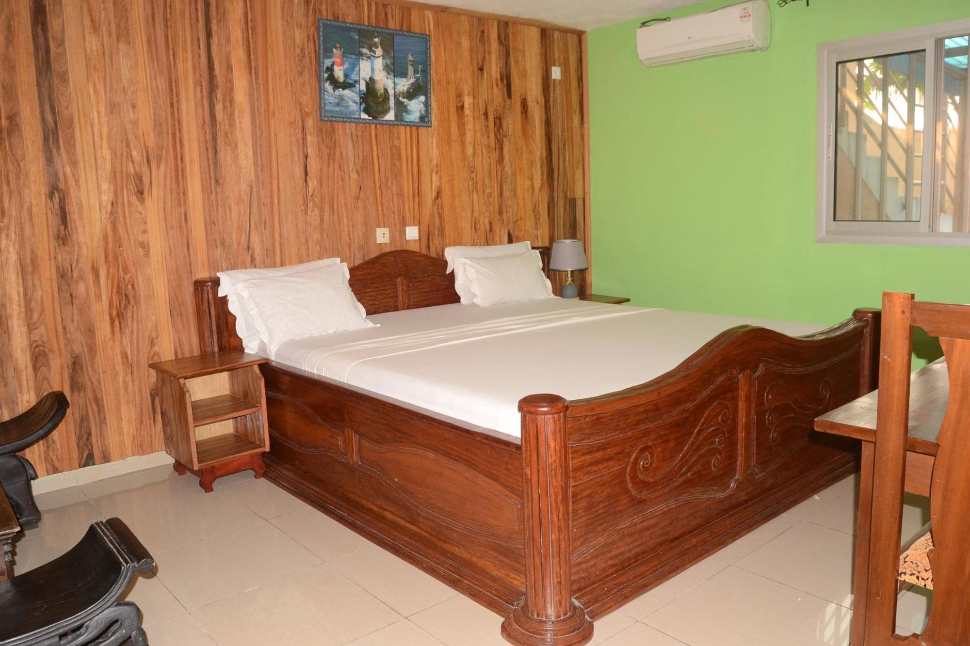 Hotel Restaurant Gites Kribi Ngoại thất bức ảnh